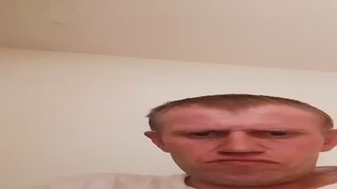Hot88men online show from June 19, 2026, 6:40 am
