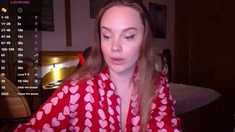 Lana online show from February 17, 2026, 8:04 pm