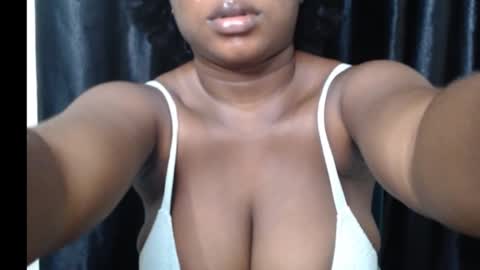 Snapshot of wet_xxpussy55 chatting on October 16, 2025, 1:23 pm Sonia online show from October 16, 2025, 1:23 pm