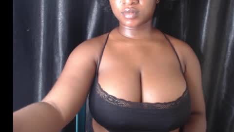 Snapshot of wet_xxpussy55 chatting on October 27, 2025, 7:51 pm Sonia online show from October 27, 2025, 7:51 pm