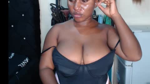 Snapshot of wet_xxpussy55 chatting on November 14, 2025, 3:05 am Sonia online show from November 14, 2025, 3:05 am