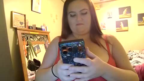 wetbunny25 online show from February 9, 2026, 3:05 pm