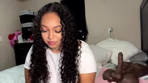 SheSquirts online show from January 9, 2025, 8:45 am