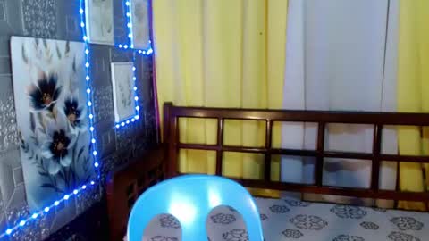 wetcummerdolly_ online show from July 28, 2026, 5:45 pm
