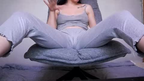 Beatrice Moan from LovenseWet from Tip MenuOpen for Private online show from May 15, 2026, 9:44 pm