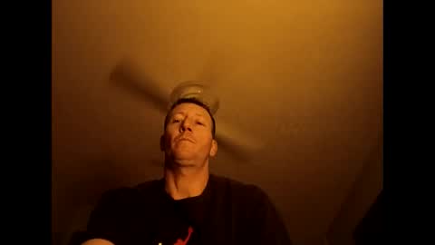 wetduck77777 online show from February 16, 2026, 7:48 am