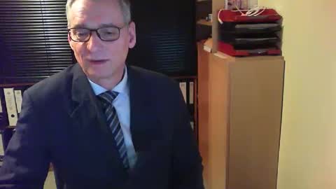 Franz online show from April 6, 2026, 4:21 am