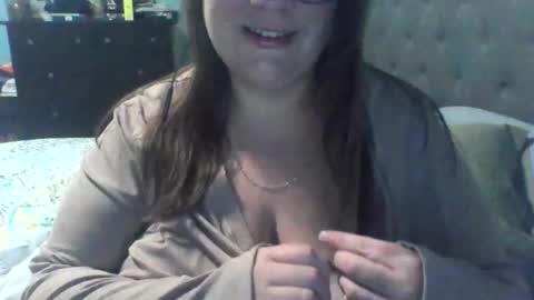 Snapshot of wetwordsonly chatting on October 26, 2025, 3:56 am WetWordsOnly online show from October 26, 2025, 3:56 am