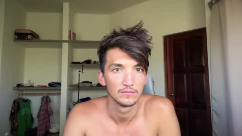 Snapshot of wetzone chatting on March 4, 2025, 9:54 pm Alex online show from March 4, 2025, 9:54 pm