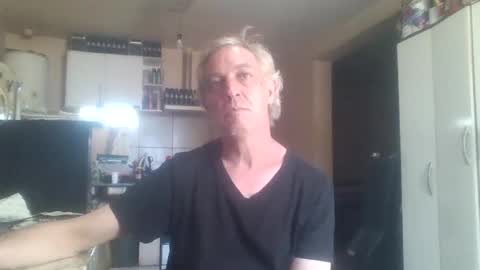 wg_colbert_noir online show from October 12, 2025, 12:37 pm