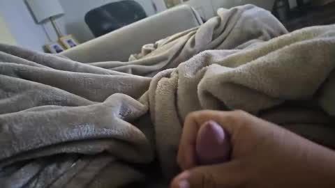 what_whaaat online show from October 29, 2025, 4:37 am