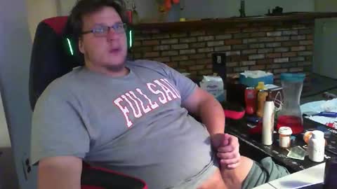 Snapshot of whateverdude555 chatting on November 25, 2025, 11:27 pm whateverdude555 online show from November 25, 2025, 11:27 pm