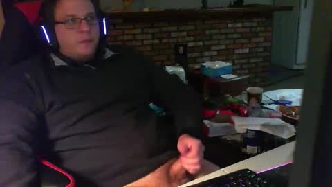 Snapshot of whateverdude555 chatting on February 24, 2026, 11:03 pm whateverdude555 online show from February 24, 2026, 11:03 pm