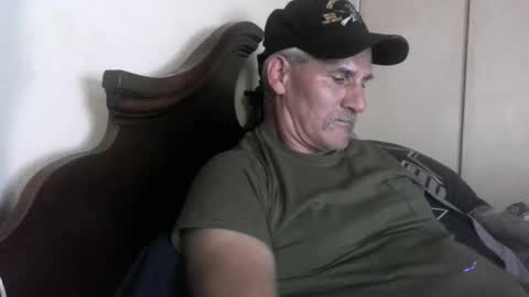 wheenidude online show from May 15, 2026, 7:32 pm