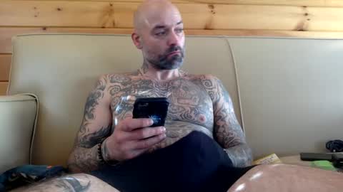 Snapshot of whiskerbiscuit_69 chatting on December 25, 2024, 6:09 pm whiskerbiscuit_69 online show from December 25, 2024, 6:09 pm