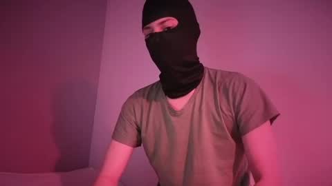 Snapshot of whispero_o chatting on May 20, 2026, 8:15 pm whispero_o online show from May 20, 2026, 8:15 pm