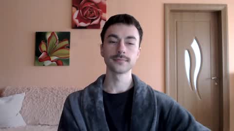 Tom online show from April 9, 2026, 11:37 am