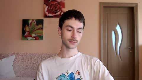 Tom online show from May 8, 2026, 1:05 pm