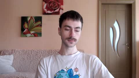Tom online show from May 25, 2026, 12:22 pm
