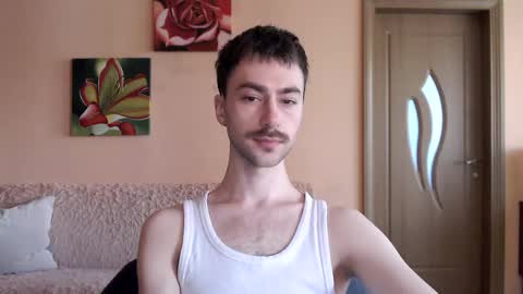 Tom online show from May 26, 2026, 11:17 am