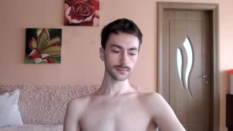 Tom online show from June 8, 2026, 1:44 pm