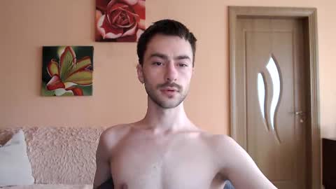 Tom online show from July 4, 2026, 10:21 am