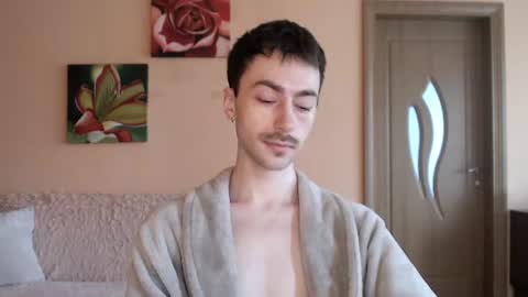 Tom online show from July 11, 2026, 1:14 pm