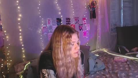 Melania and Mikey online show from May 2, 2026, 3:06 pm