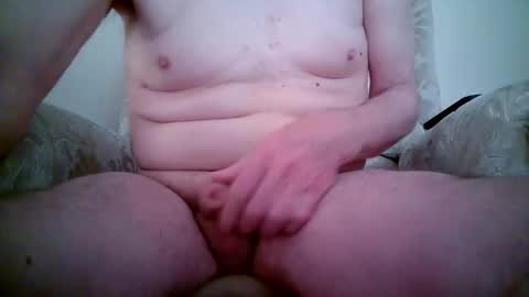 whitebriefs009 online show from November 5, 2025, 9:42 am