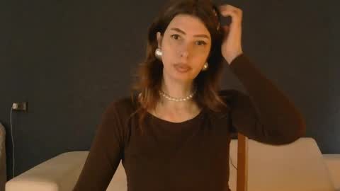 Snapshot of whitequeen888 chatting on April 22, 2026, 8:28 am White Queen online show from April 22, 2026, 8:28 am