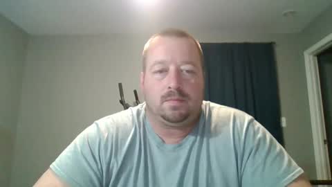 white wolf   jeremy online show from December 5, 2024, 9:39 am