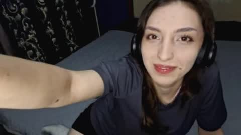 Snapshot of whitleyscianna chatting on April 30, 2026, 4:13 pm Cindy online show from April 30, 2026, 4:13 pm