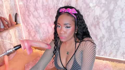 Snapshot of whitneyyfox chatting on January 17, 2025, 8:24 am whitneyyfox online show from January 17, 2025, 8:24 am