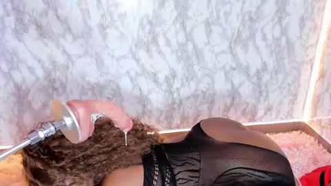 Snapshot of whitneyyfox chatting on March 8, 2025, 10:11 am whitneyyfox online show from March 8, 2025, 10:11 am