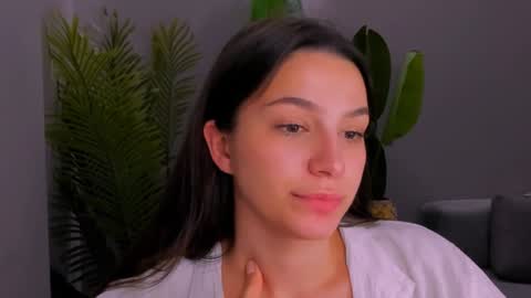 Snapshot of whoislulu chatting on February 8, 2025, 6:44 pm whoislulu online show from February 8, 2025, 6:44 pm