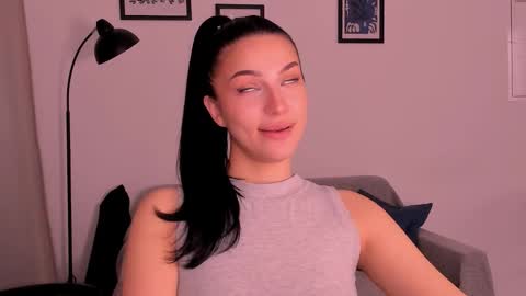 Snapshot of whoislulu chatting on November 6, 2025, 3:46 pm whoislulu online show from November 6, 2025, 3:46 pm