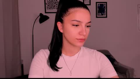 Snapshot of whoislulu chatting on November 10, 2025, 5:56 pm whoislulu online show from November 10, 2025, 5:56 pm