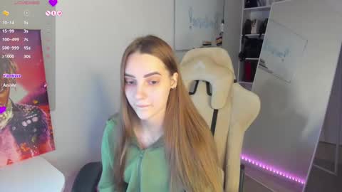 Snapshot of whole_eternity chatting on December 31, 2024, 5:51 pm Abby online show from December 31, 2024, 5:51 pm