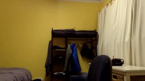 Snapshot of whynotfly1 chatting on September 15, 2025, 9:20 am whynotfly1 online show from September 15, 2025, 9:20 am