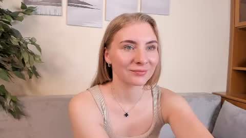 Snapshot of wicked_linden chatting on July 9, 2026, 5:33 am Mia online show from July 9, 2026, 5:33 am