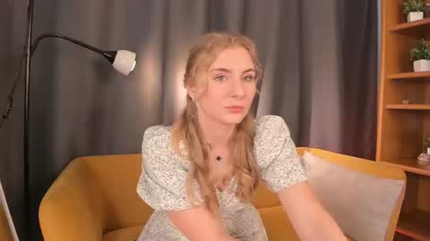 Snapshot of wicked_linden chatting on July 11, 2026, 5:10 am Mia online show from July 11, 2026, 5:10 am