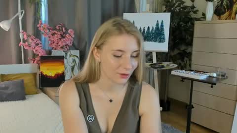 Snapshot of wicked_linden chatting on July 16, 2026, 5:35 am Mia online show from July 16, 2026, 5:35 am