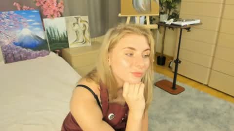 Snapshot of wicked_linden chatting on July 20, 2026, 10:39 am Mia online show from July 20, 2026, 10:39 am