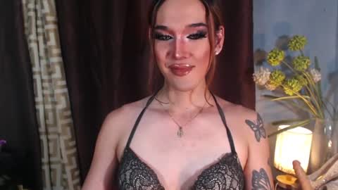 Snapshot of wickedarinaxx chatting on July 22, 2026, 3:48 pm Arina Mistress online show from July 22, 2026, 3:48 pm