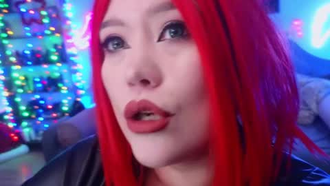 Laura  online show from December 15, 2024, 10:26 pm