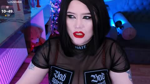 Laura  online show from February 11, 2025, 6:30 am