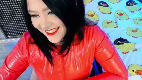 Snapshot of wickedxqueen chatting on April 9, 2026, 7:30 pm Laura online show from April 9, 2026, 7:30 pm
