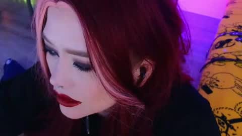 Laura  online show from July 22, 2026, 9:17 pm