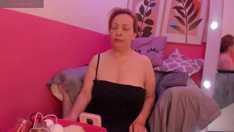 Snapshot of wife_mature chatting on January 12, 2025, 12:23 pm sussy online show from January 12, 2025, 12:23 pm