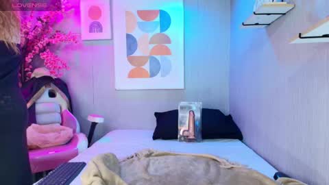sussy online show from June 5, 2026, 12:22 pm